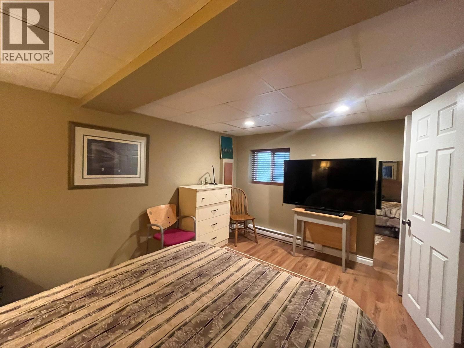 128w 20th W Main, Vancouver, British Columbia  B5Y 2C3 - Photo 11 - R3110843