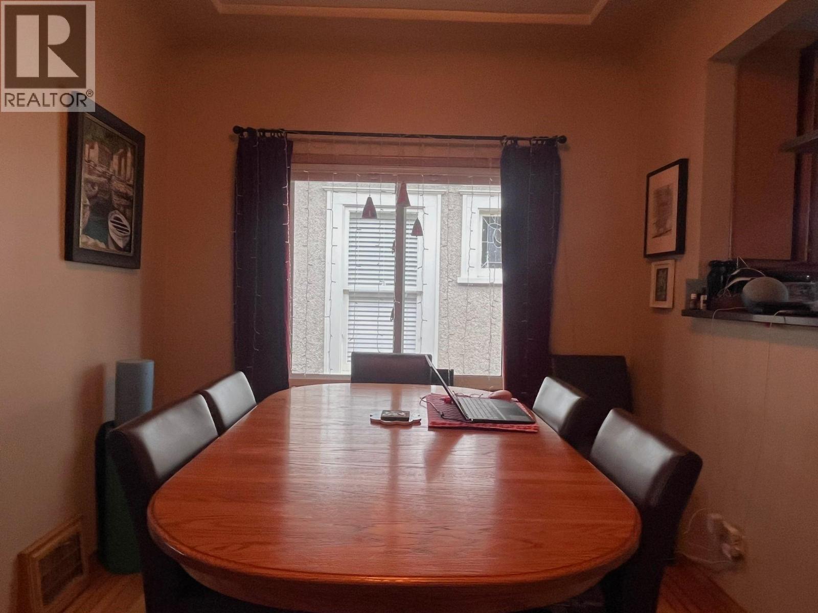 128w 20th W Main, Vancouver, British Columbia  B5Y 2C3 - Photo 9 - R3110843