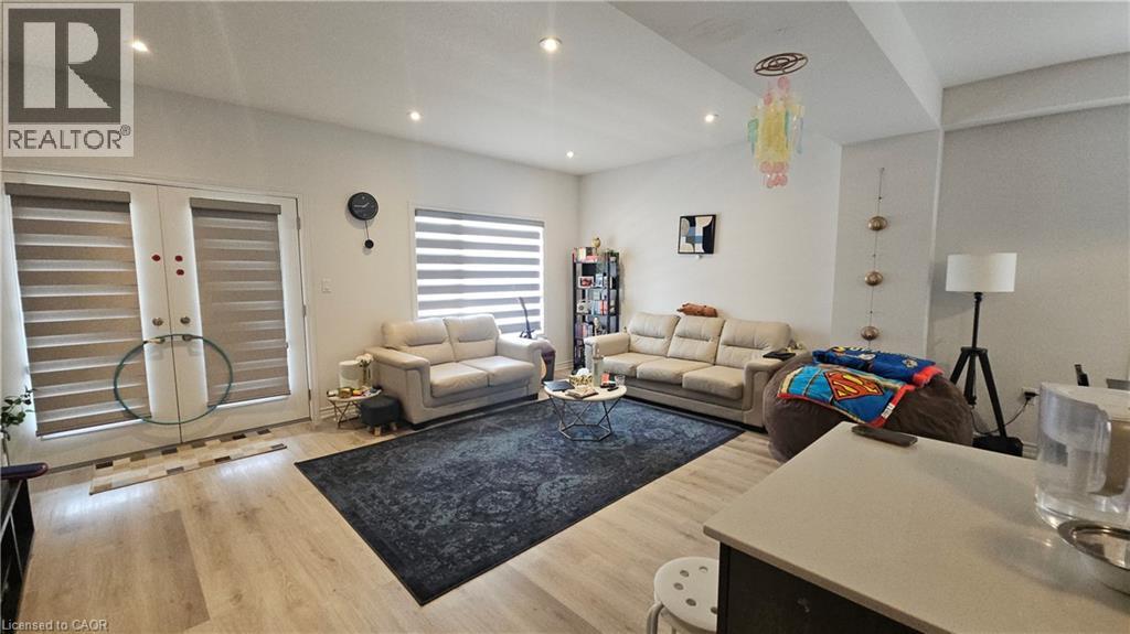 461 Blackburn Drive Unit# 14, Brantford, Ontario  N3T 0W9 - Photo 21 - 40820450