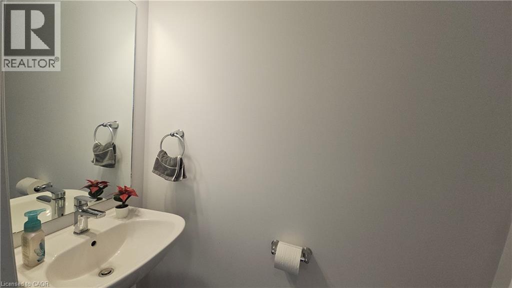 461 Blackburn Drive Unit# 14, Brantford, Ontario  N3T 0W9 - Photo 8 - 40820450