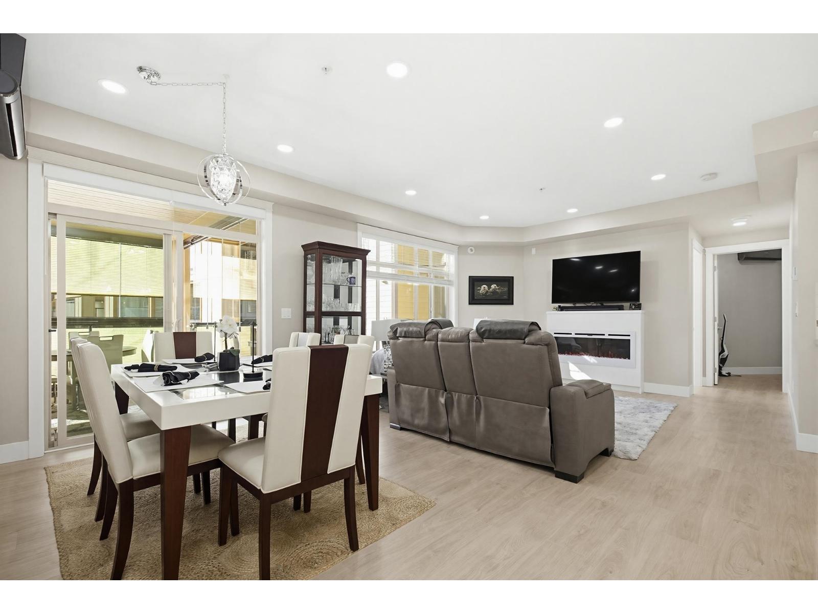 401 32445 Simon Avenue, Abbotsford, British Columbia  V2T 0G7 - Photo 8 - R3110245