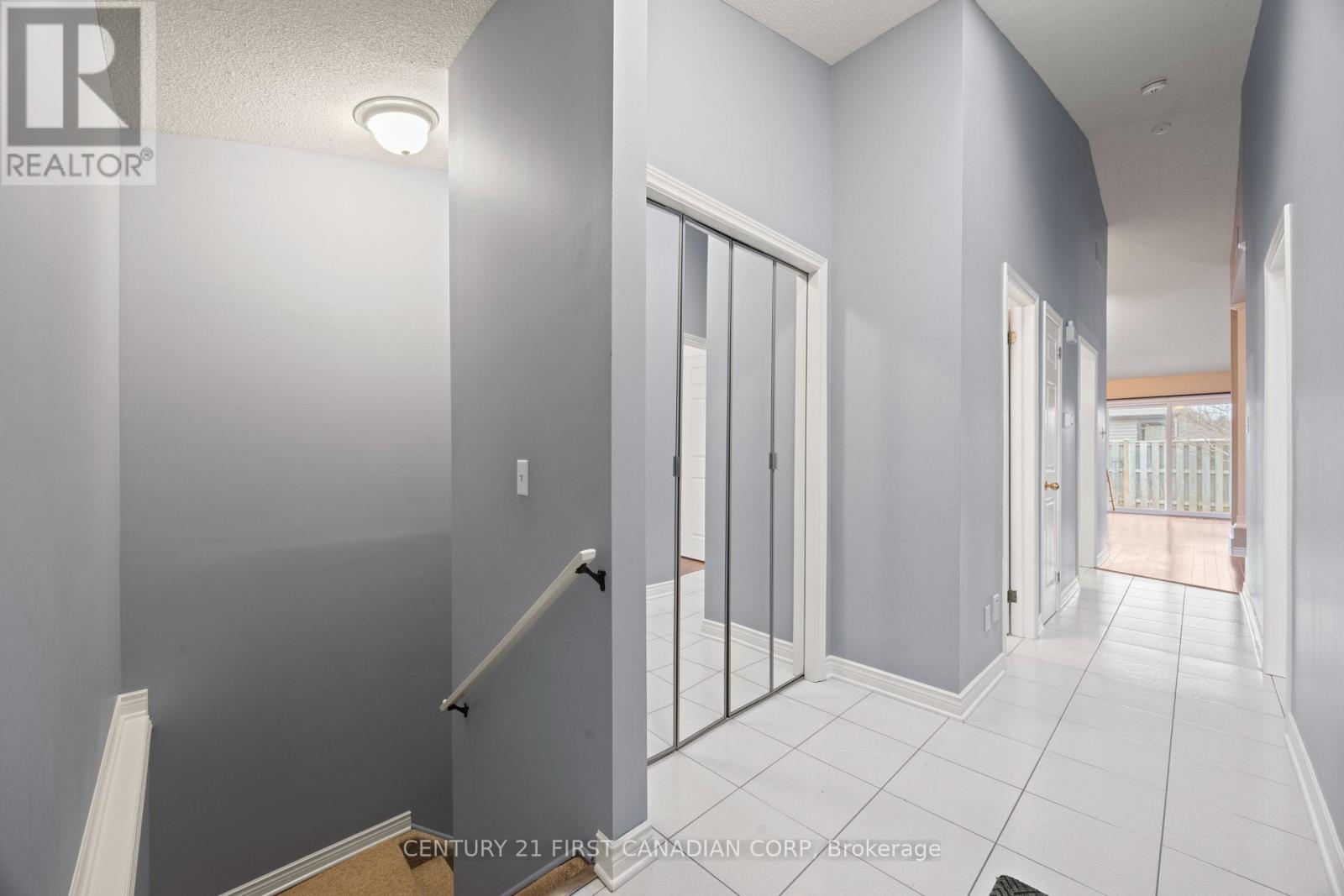 12 - 90 Ontario Street S, Lambton Shores, Ontario  N0M 1T0 - Photo 5 - X12993488