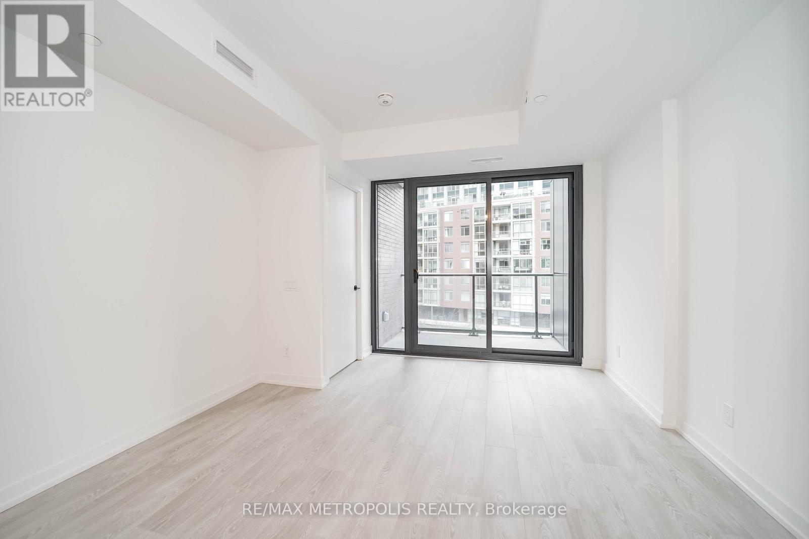 405 - 35 Parliament Street, Toronto, Ontario  M5A 0Z5 - Photo 5 - C12993490