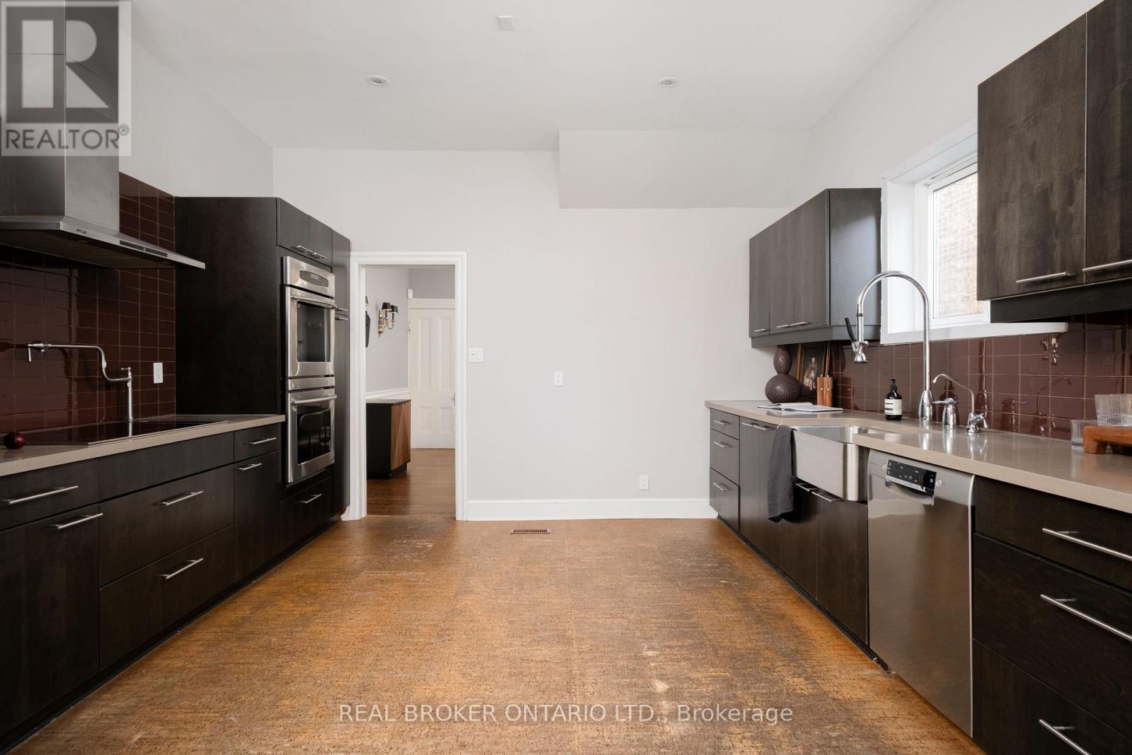 298 Berkeley Street, Toronto, Ontario  M5A 2X5 - Photo 23 - C12993502