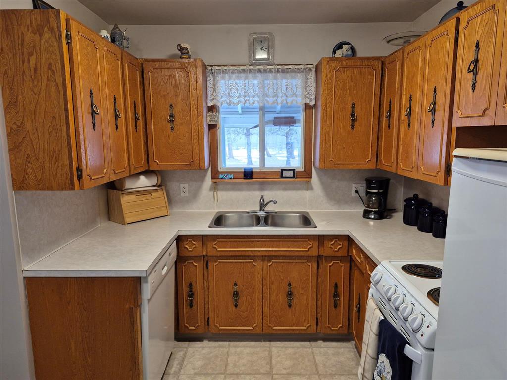 6032 Pr 203 Highway, Piney, Manitoba R0A 1K0 - Photo 17 - 202606995