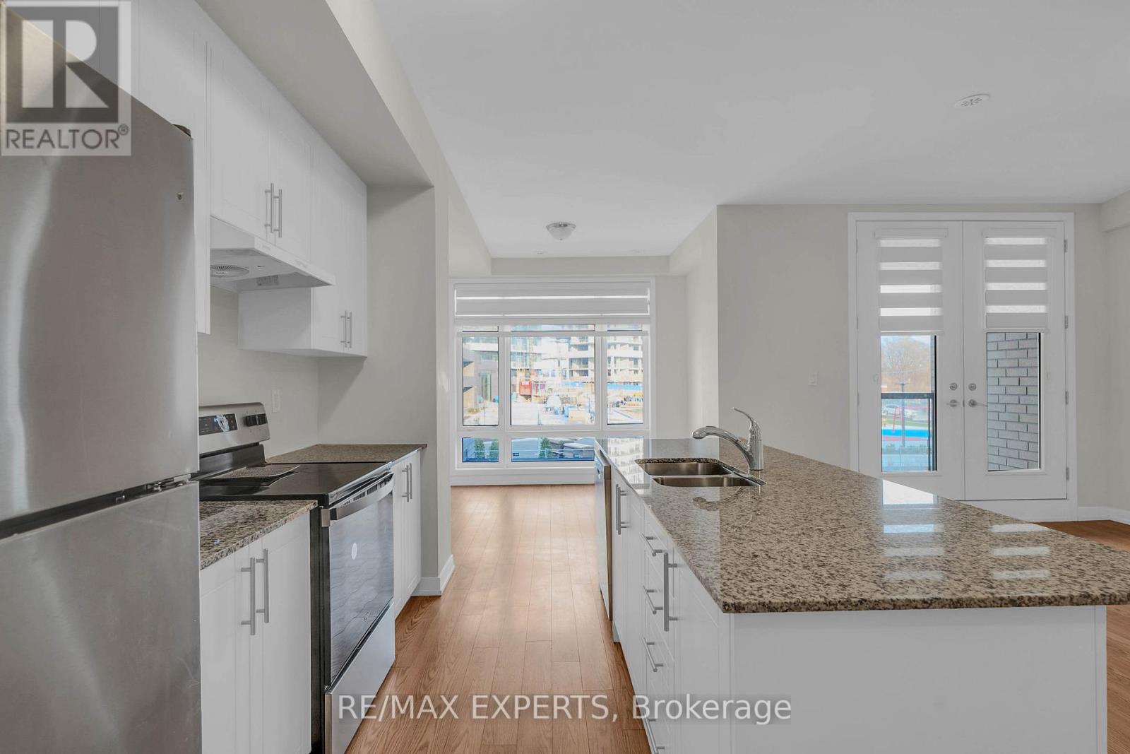 34 Dandara Gate, Vaughan, Ontario  L4L 0B6 - Photo 17 - N12993506