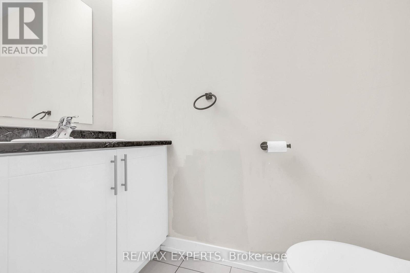 34 Dandara Gate, Vaughan, Ontario  L4L 0B6 - Photo 19 - N12993506