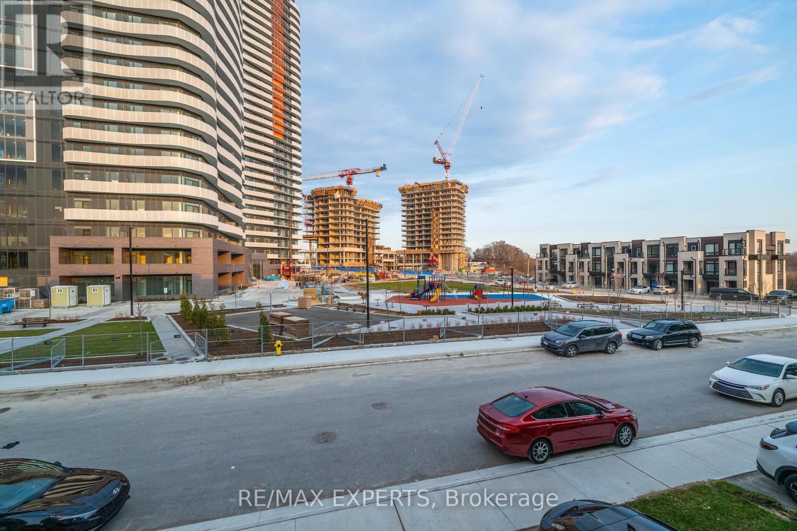 34 Dandara Gate, Vaughan, Ontario  L4L 0B6 - Photo 34 - N12993506