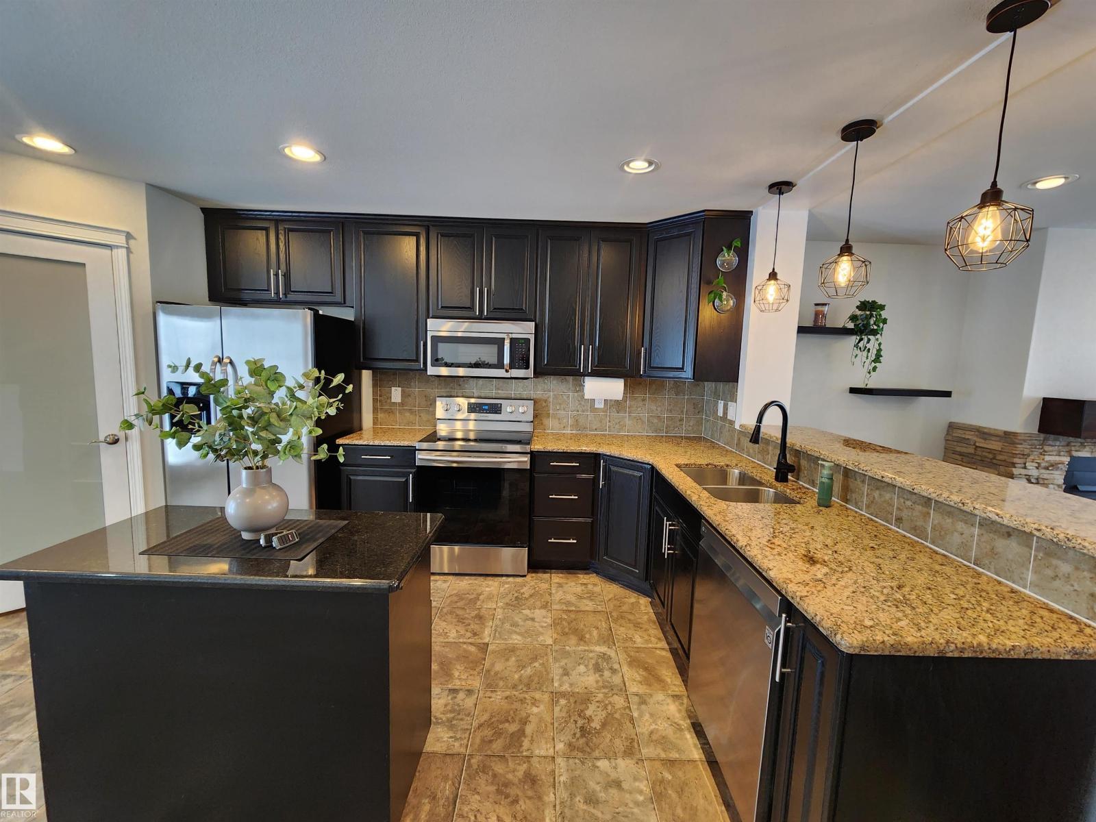 106 Houle Dr, Morinville, Alberta  T8R 0E1 - Photo 20 - E4478095