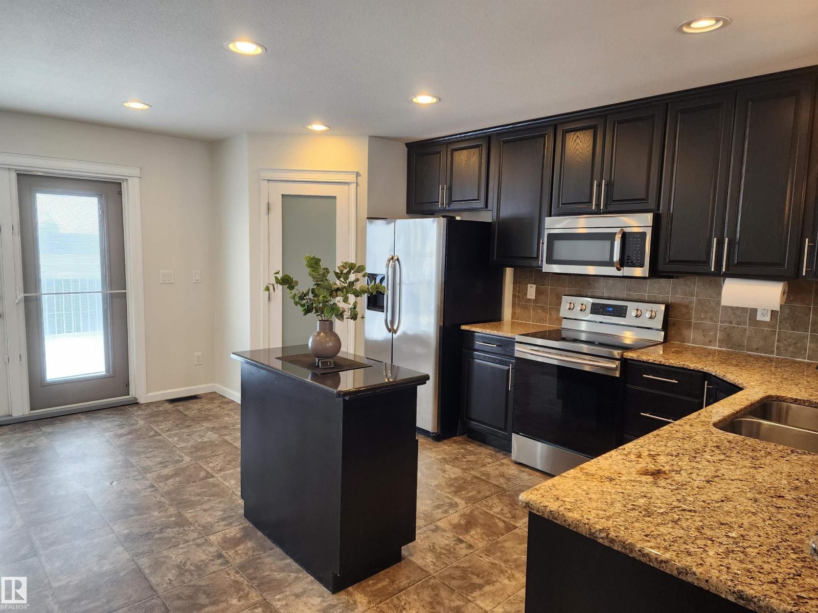 106 Houle Dr, Morinville, Alberta  T8R 0E1 - Photo 19 - E4478095