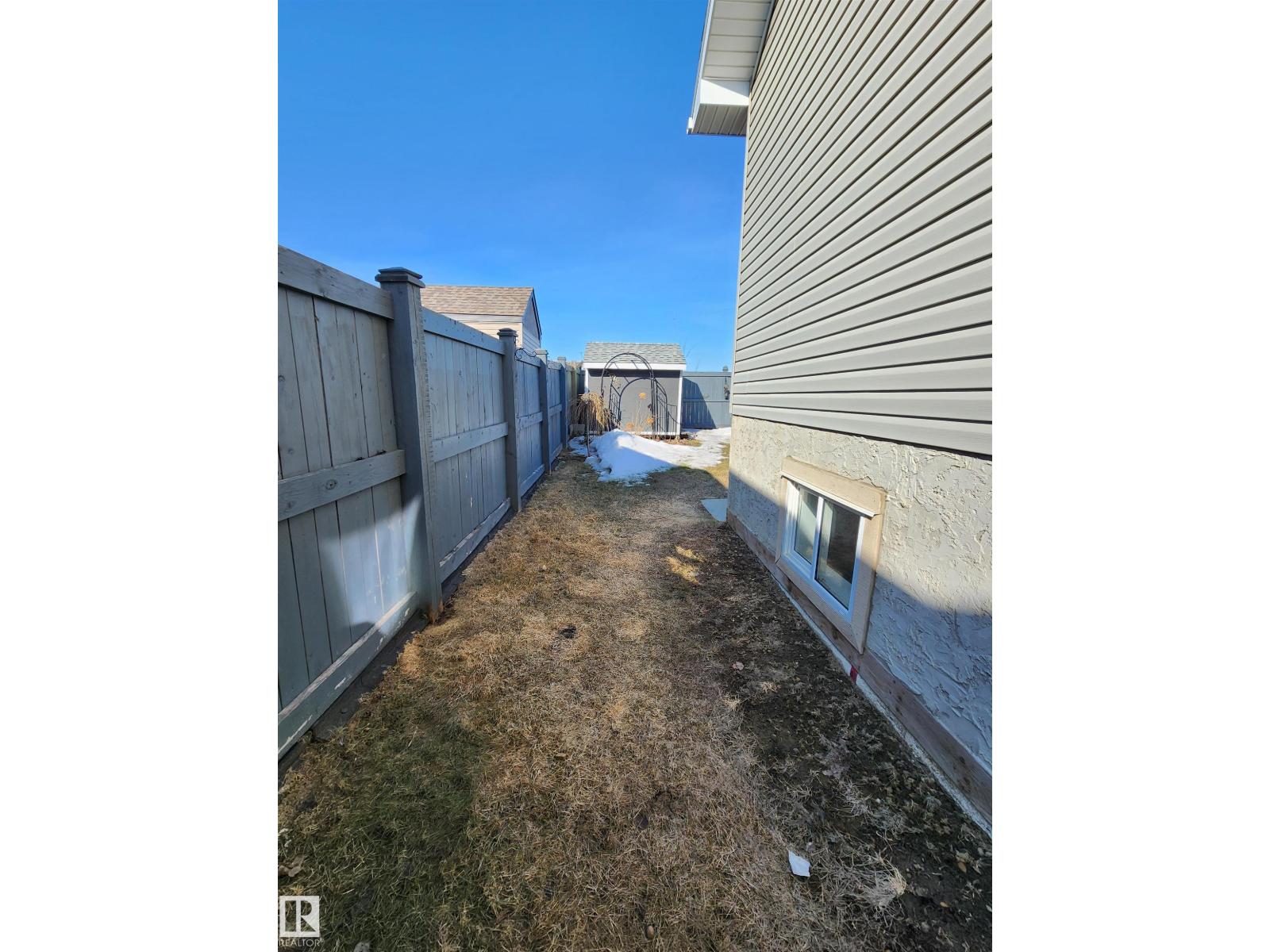 106 Houle Dr, Morinville, Alberta  T8R 0E1 - Photo 3 - E4478095