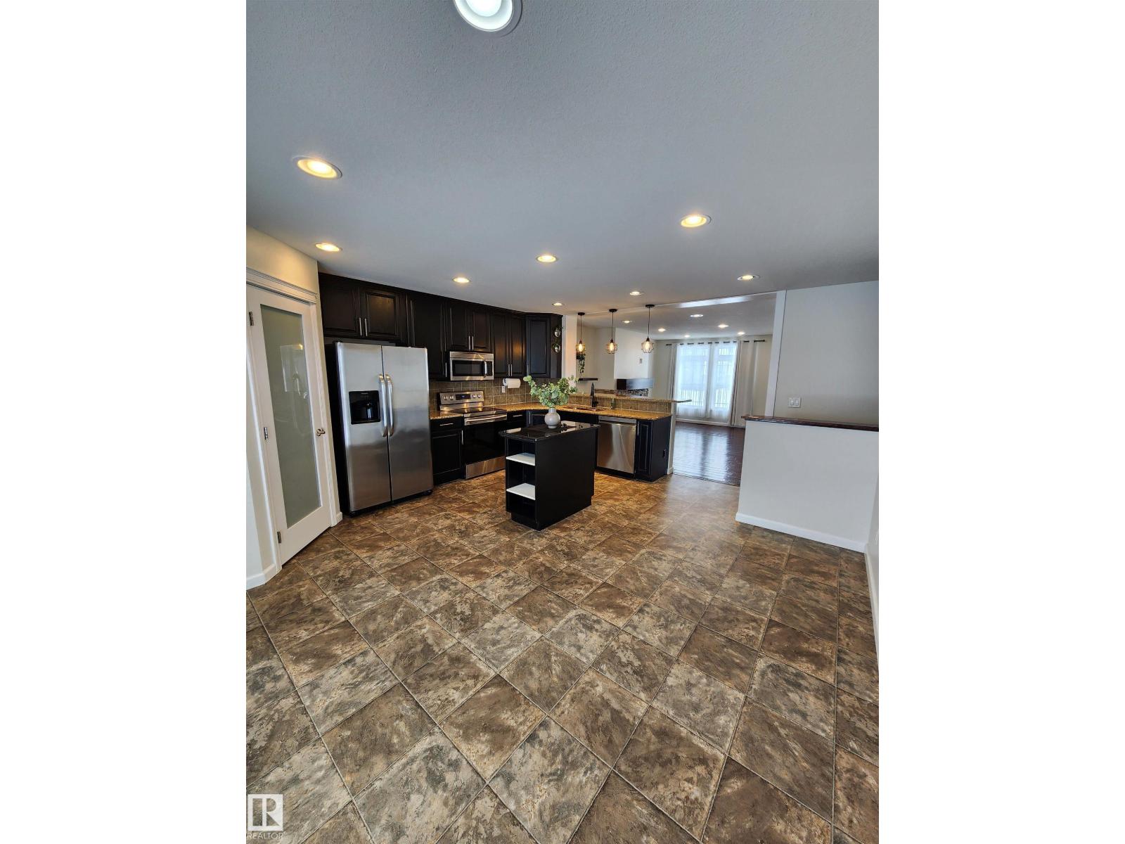 106 Houle Dr, Morinville, Alberta  T8R 0E1 - Photo 21 - E4478095