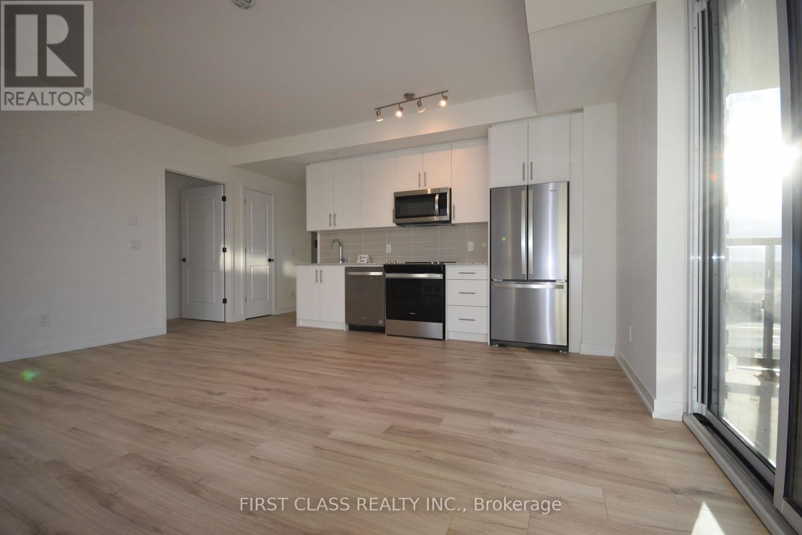 311 - 345 Wheat Boom Drive, Oakville, Ontario  L6H 7X5 - Photo 10 - W12993492