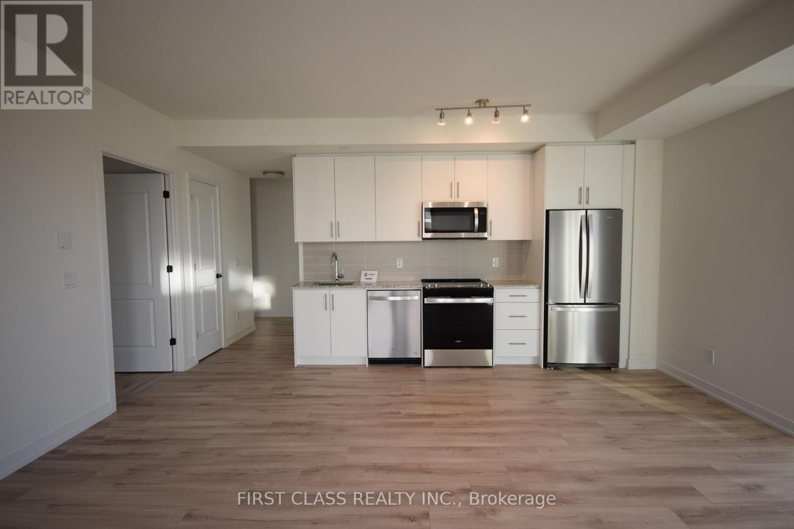 311 - 345 Wheat Boom Drive, Oakville, Ontario  L6H 7X5 - Photo 9 - W12993492