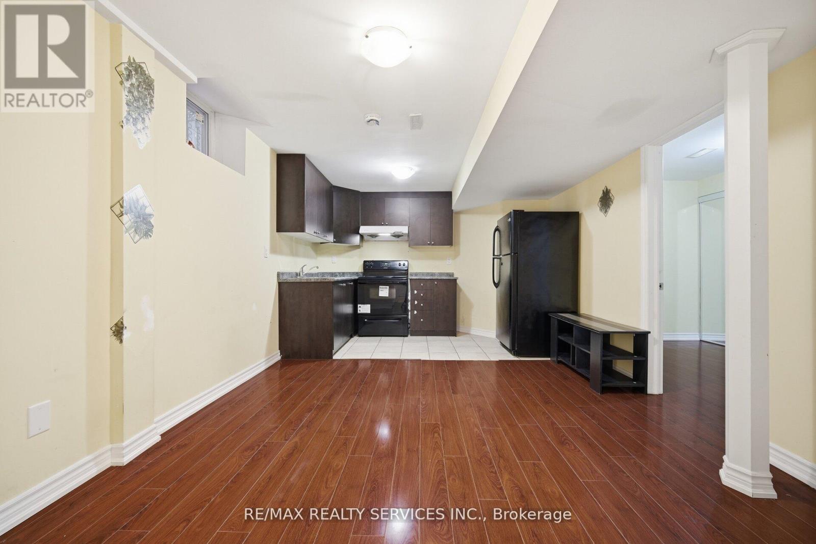 47 Twin Pines Crescent, Brampton, Ontario  L7A 1M8 - Photo 40 - W12993494