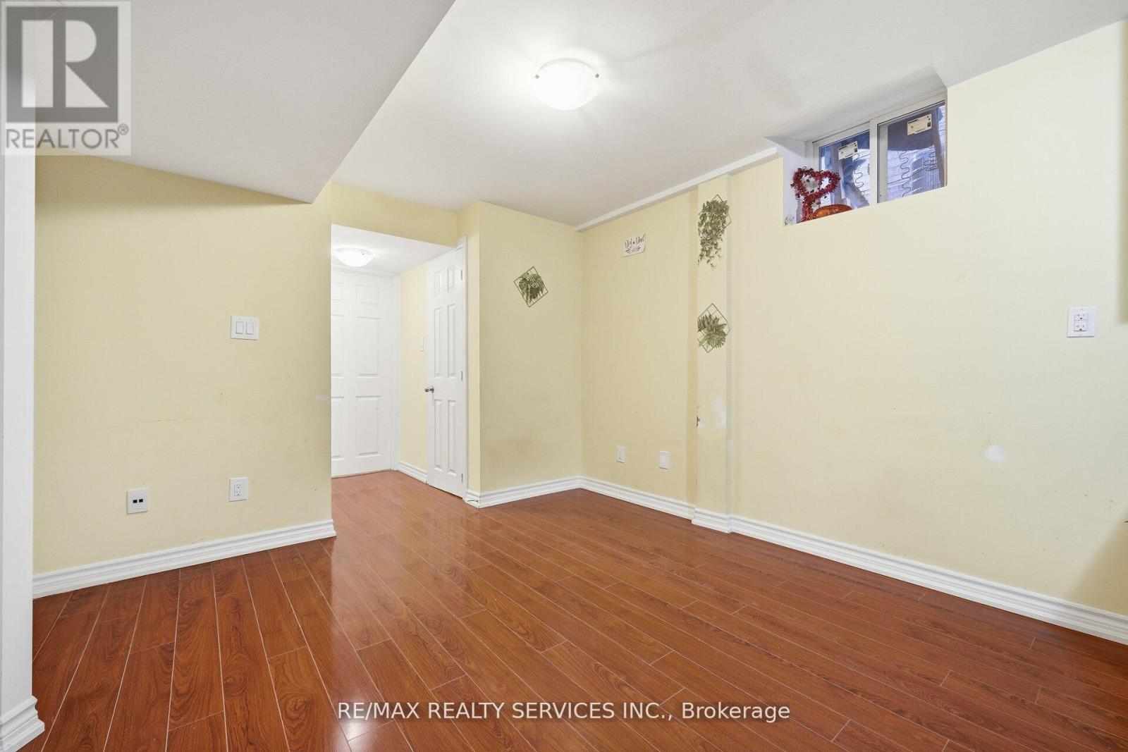 47 Twin Pines Crescent, Brampton, Ontario  L7A 1M8 - Photo 42 - W12993494