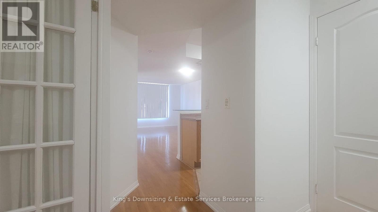 409 - 1150 Parkwest Place, Mississauga, Ontario L5E 3K4 - Photo 11 - W12993520