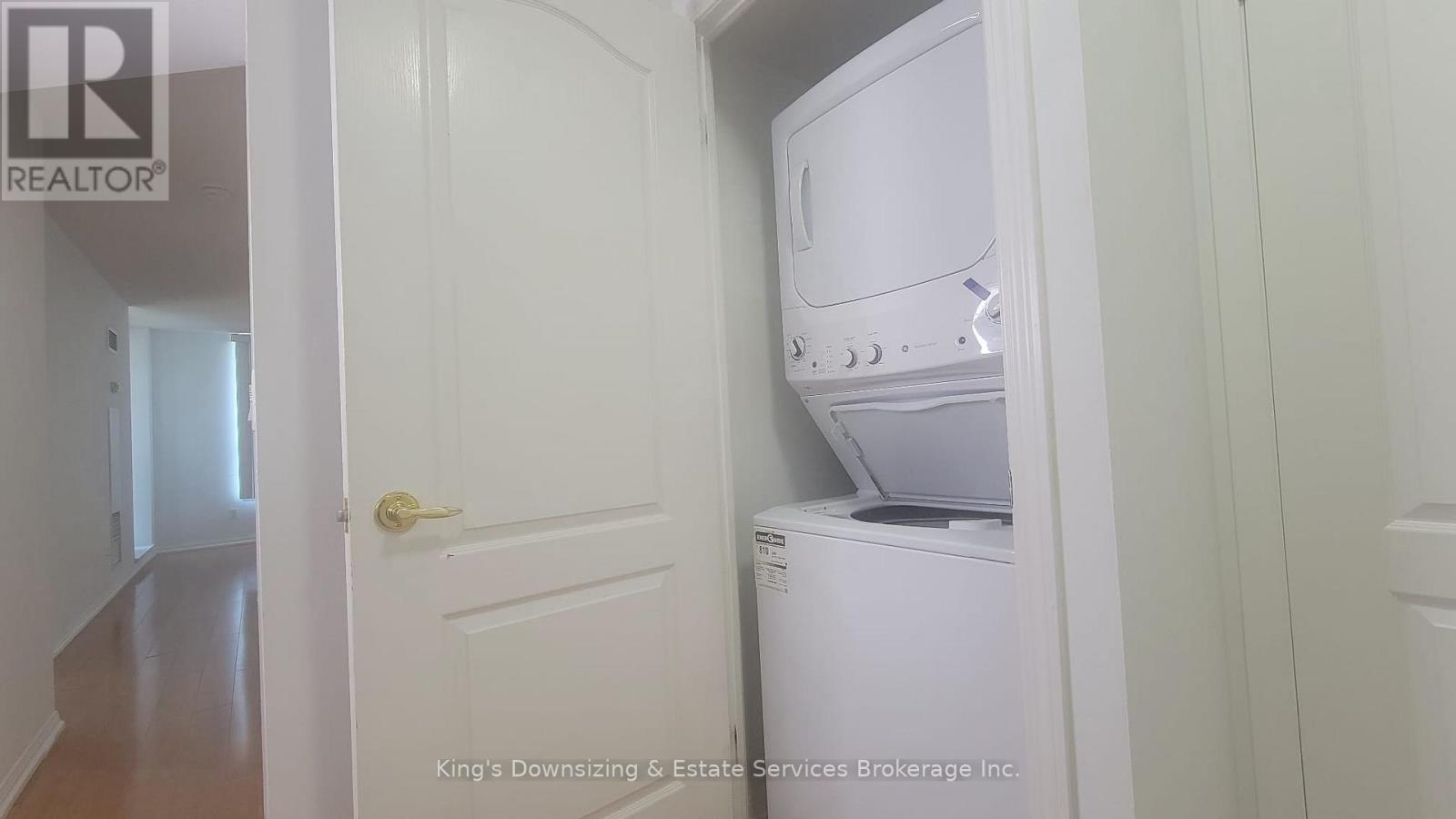 409 - 1150 Parkwest Place, Mississauga, Ontario L5E 3K4 - Photo 12 - W12993520