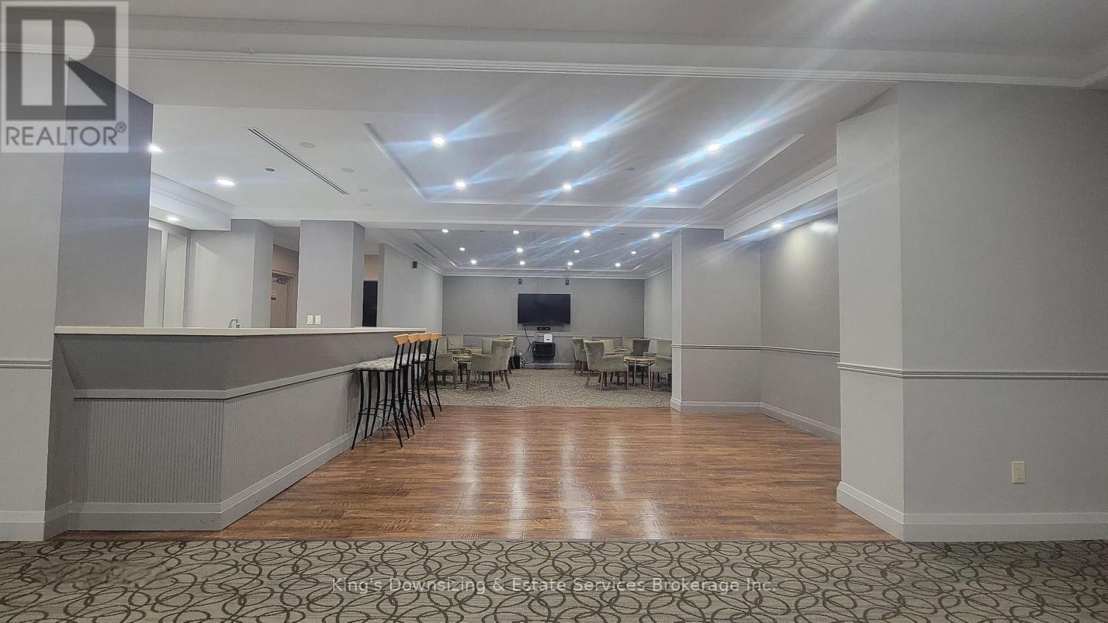 409 - 1150 Parkwest Place, Mississauga, Ontario L5E 3K4 - Photo 27 - W12993520