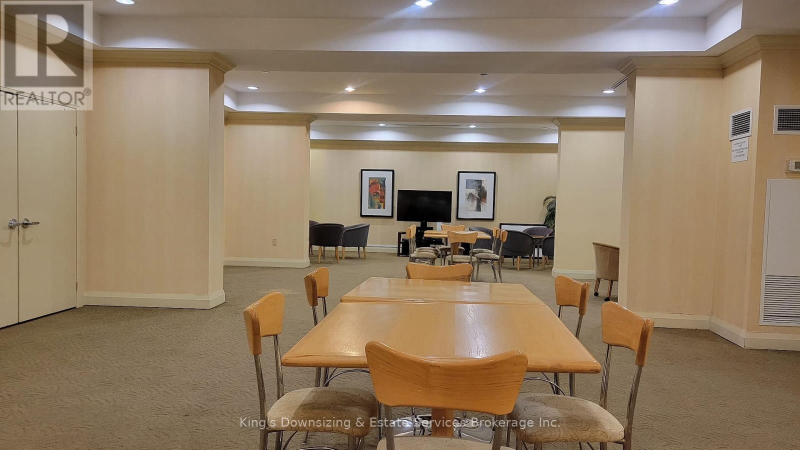 409 - 1150 Parkwest Place, Mississauga, Ontario L5E 3K4 - Photo 33 - W12993520