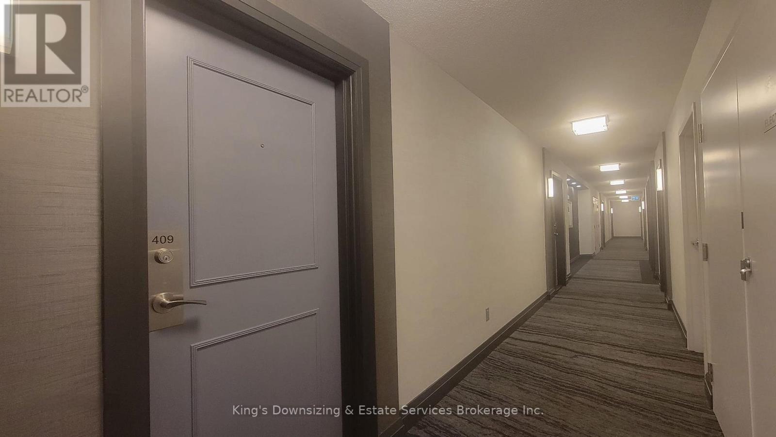 409 - 1150 Parkwest Place, Mississauga, Ontario L5E 3K4 - Photo 6 - W12993520