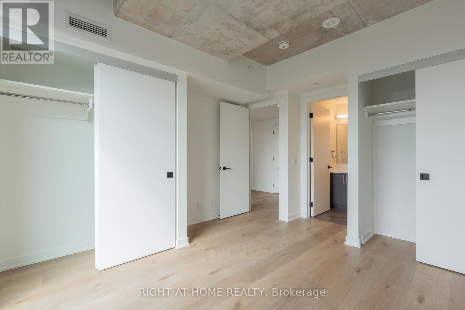 401 - 7 Fairbank Avenue W, Toronto, Ontario  M6E 3Y5 - Photo 6 - W12993524