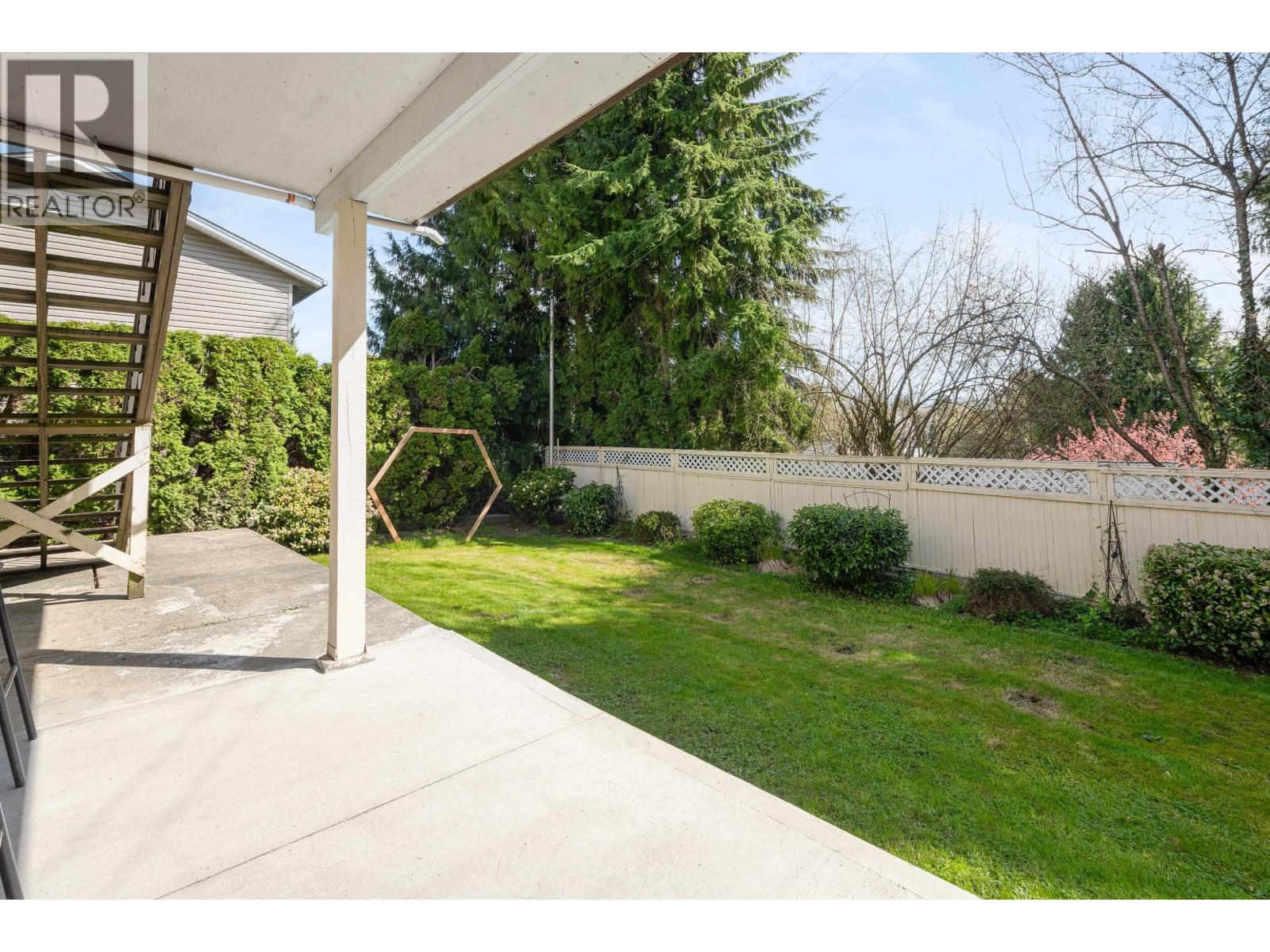 2950 Keets Drive, Coquitlam, British Columbia  V3C 4R6 - Photo 32 - R3110764