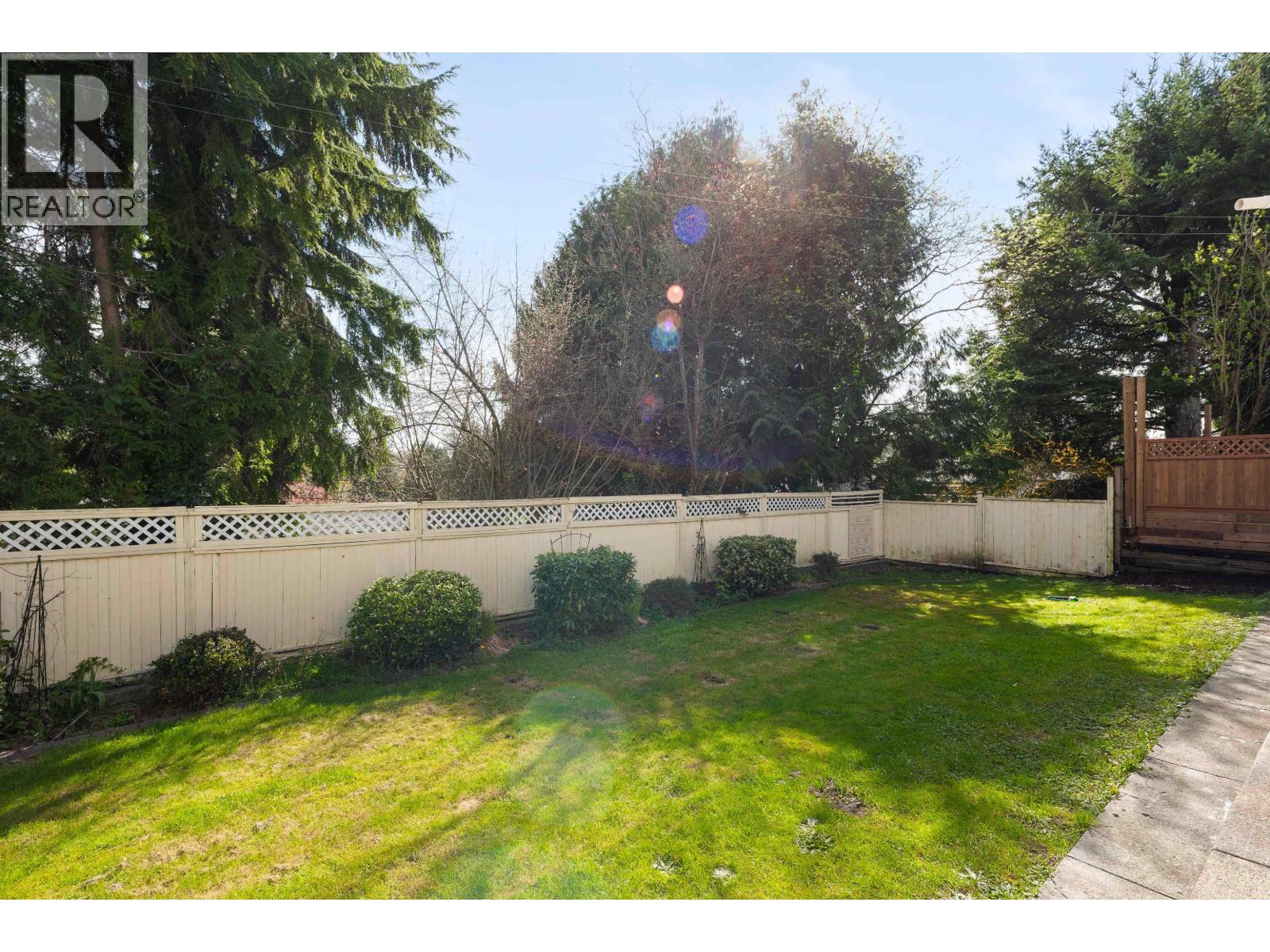 2950 Keets Drive, Coquitlam, British Columbia  V3C 4R6 - Photo 33 - R3110764