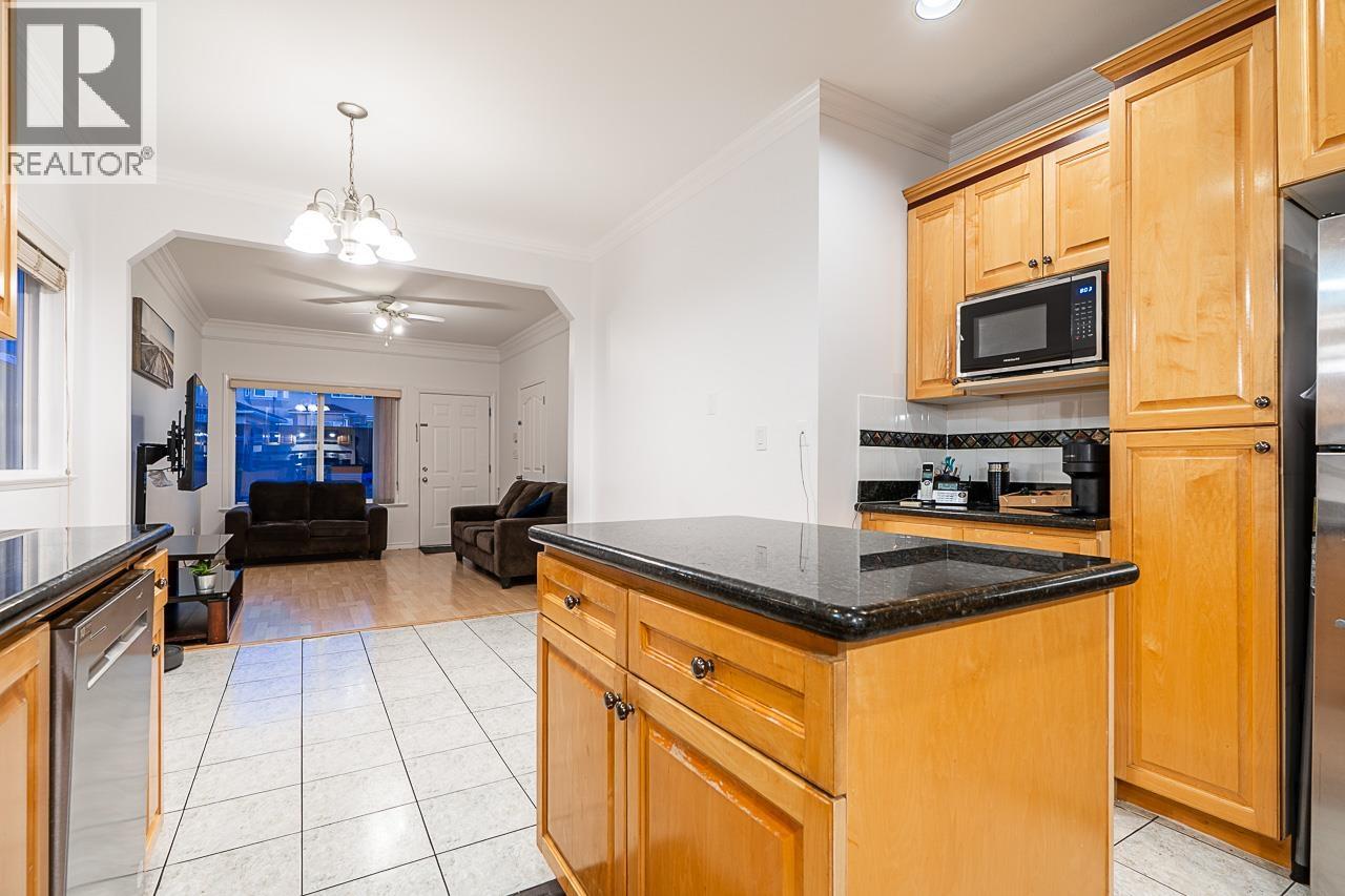 8438 14th Avenue, Burnaby, British Columbia  V3N 2C4 - Photo 15 - R3110647