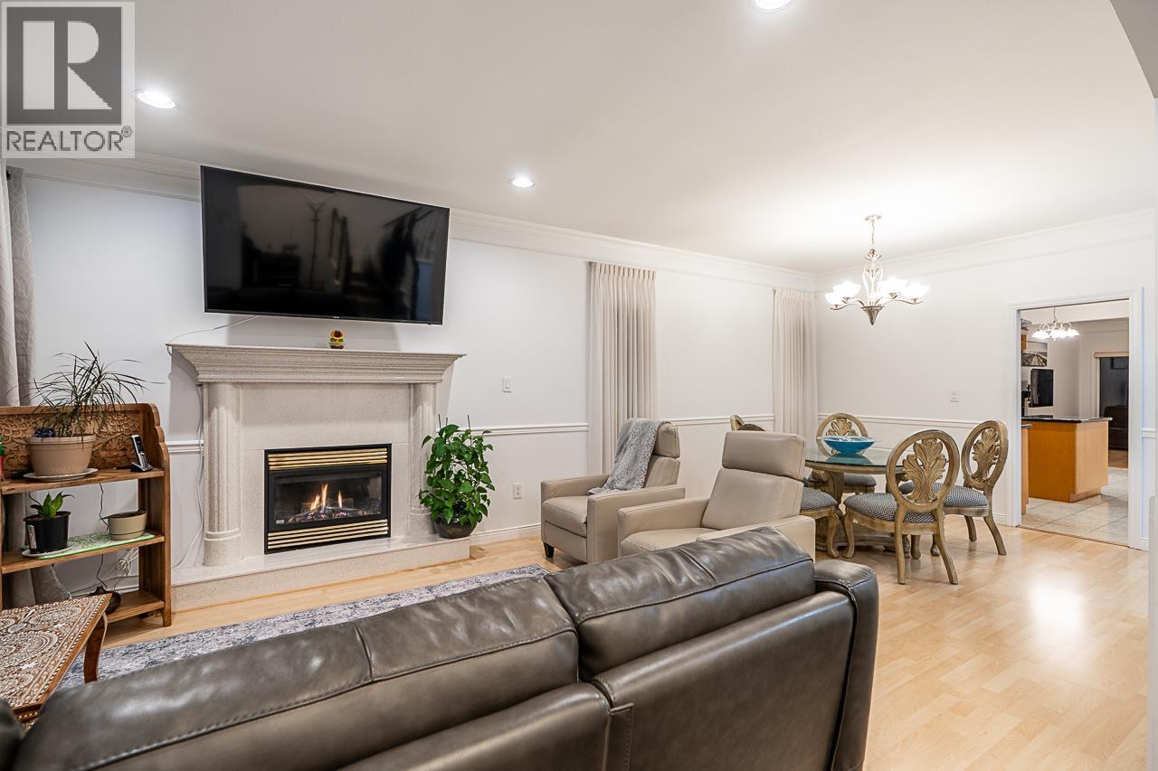 8438 14th Avenue, Burnaby, British Columbia  V3N 2C4 - Photo 7 - R3110647