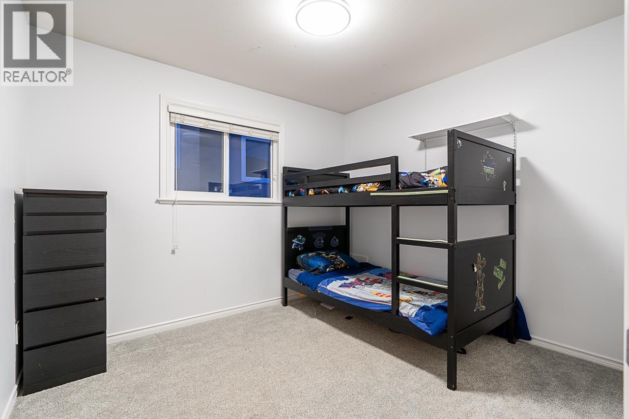 8438 14th Avenue, Burnaby, British Columbia  V3N 2C4 - Photo 27 - R3110647