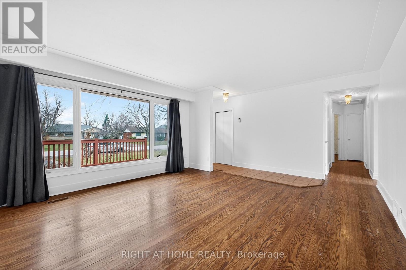 226 Bel Air Avenue, Hamilton, Ontario  L8E 5K2 - Photo 7 - X12993508