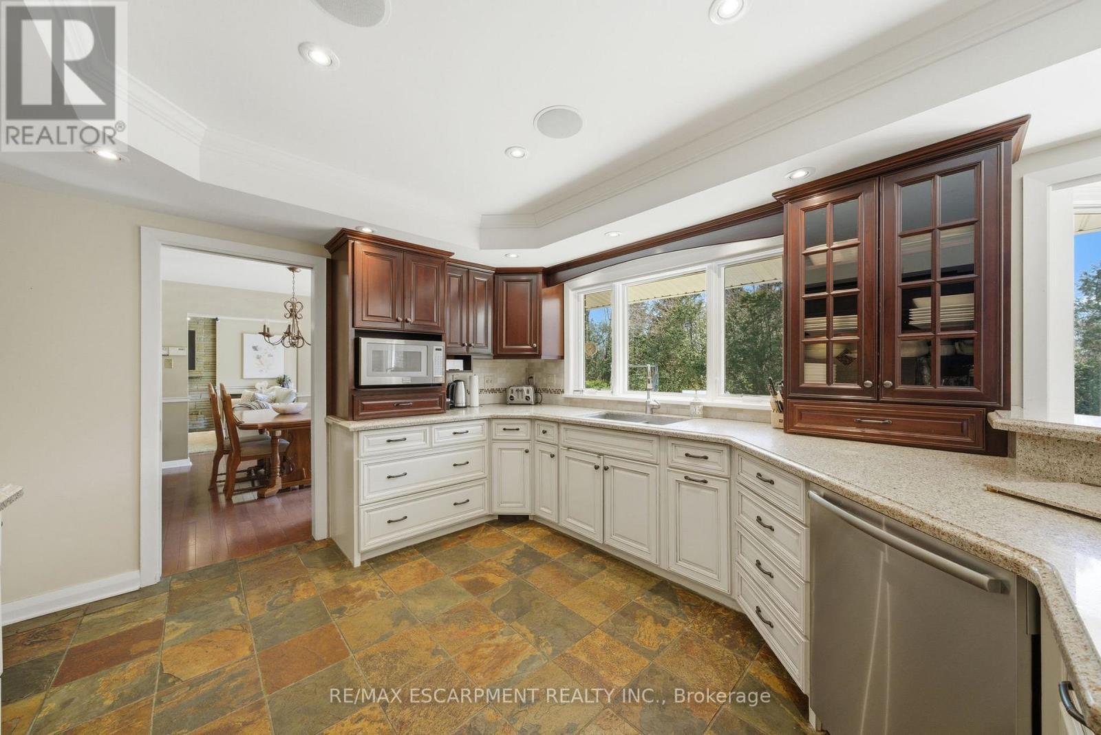 6 Summit Circle, Norfolk, Ontario N3Y 3K8 - Photo 15 - X12993510