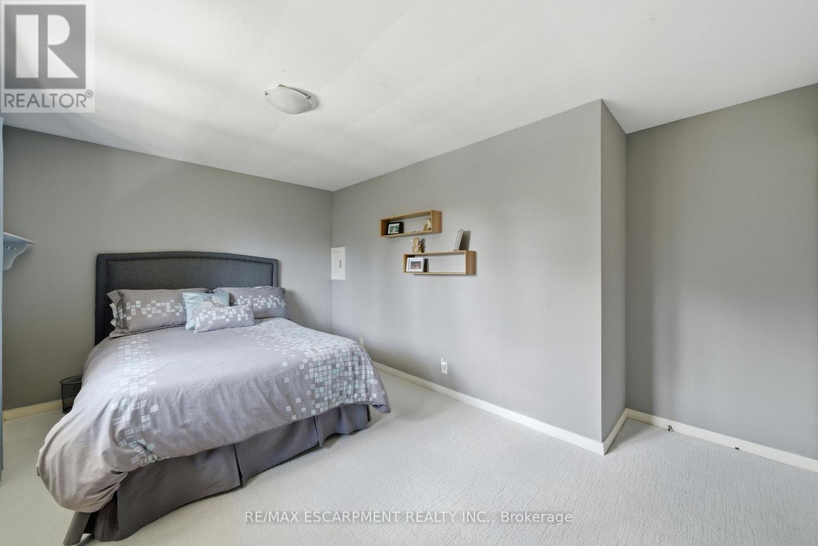 6 Summit Circle, Norfolk, Ontario N3Y 3K8 - Photo 30 - X12993510