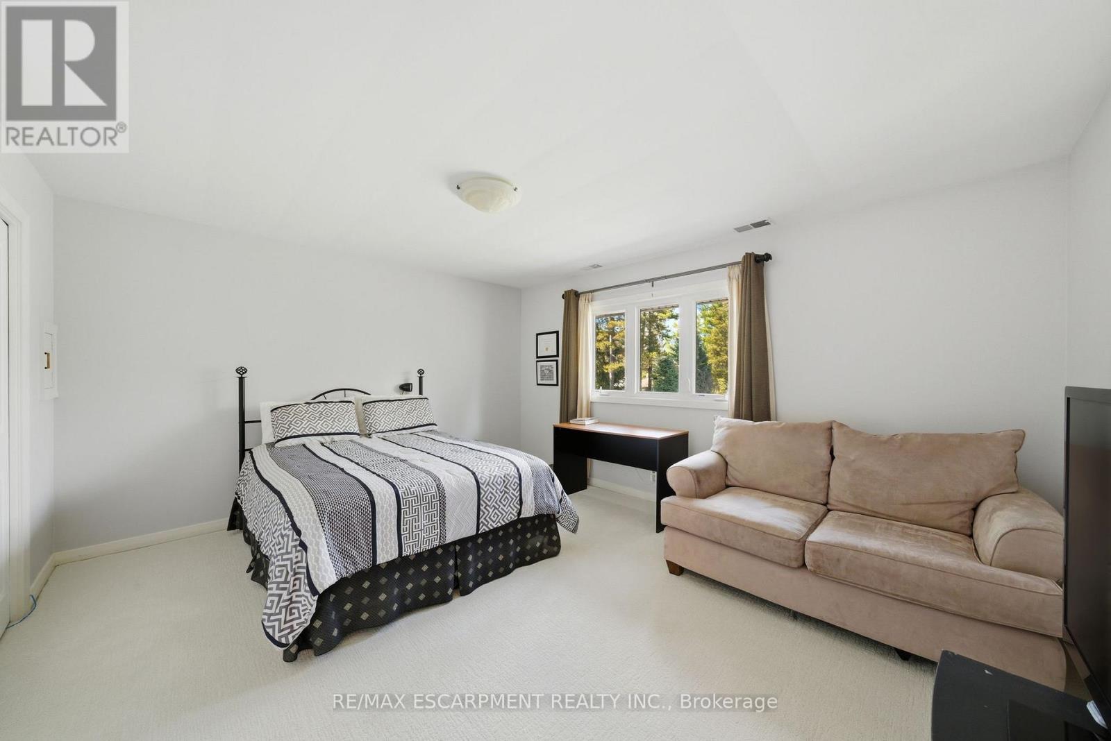 6 Summit Circle, Norfolk, Ontario N3Y 3K8 - Photo 31 - X12993510