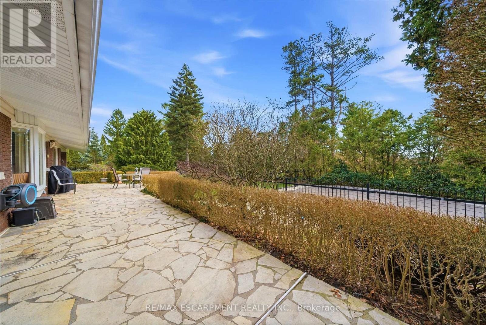 6 Summit Circle, Norfolk, Ontario N3Y 3K8 - Photo 37 - X12993510