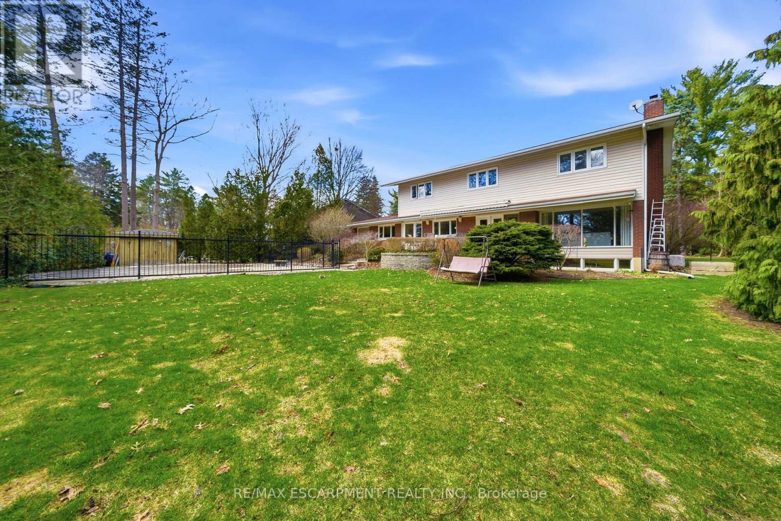 6 Summit Circle, Norfolk, Ontario N3Y 3K8 - Photo 41 - X12993510