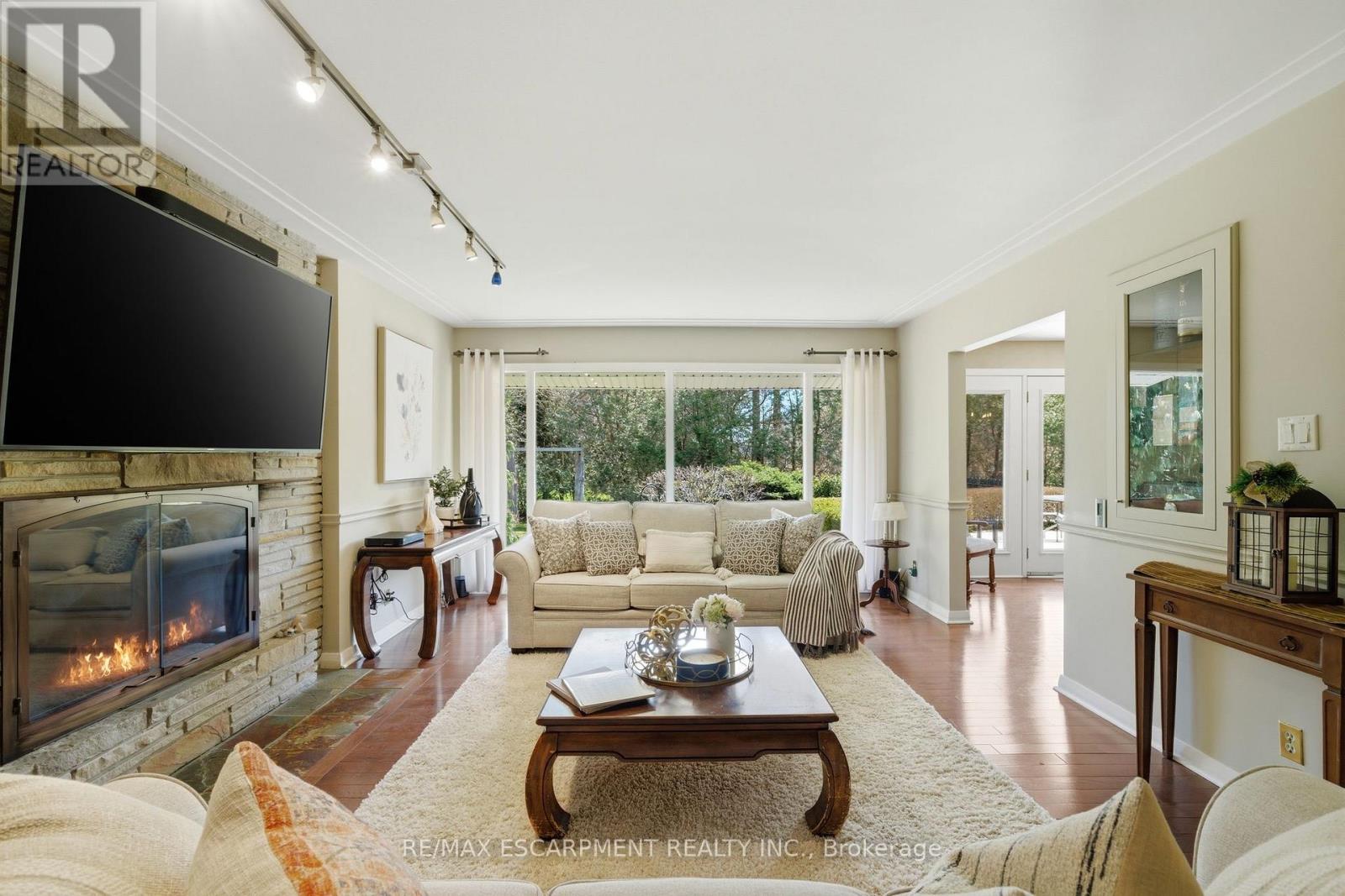 6 Summit Circle, Norfolk, Ontario N3Y 3K8 - Photo 6 - X12993510