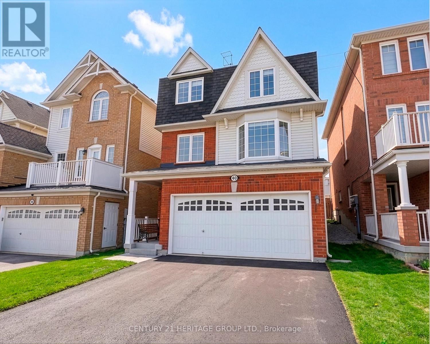 40 CLIFF GUNN ROAD, Newmarket, Ontario