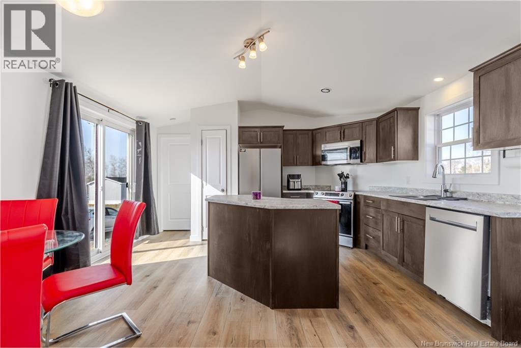 42 Elmdale Crescent, Fredericton, New Brunswick  E3B 6R1 - Photo 10 - NB136907