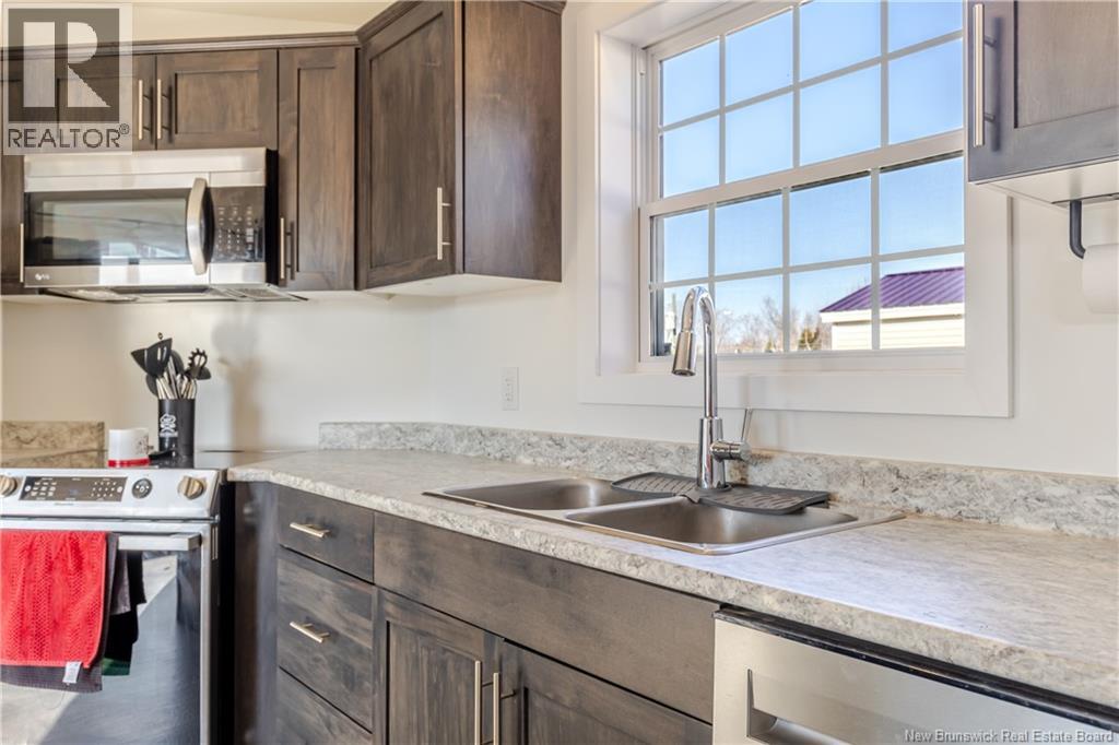 42 Elmdale Crescent, Fredericton, New Brunswick  E3B 6R1 - Photo 8 - NB136907