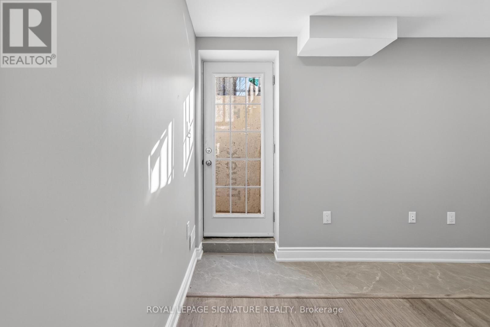 533 Yates Drive, Milton, Ontario  L9T 6Z3 - Photo 4 - W12991206