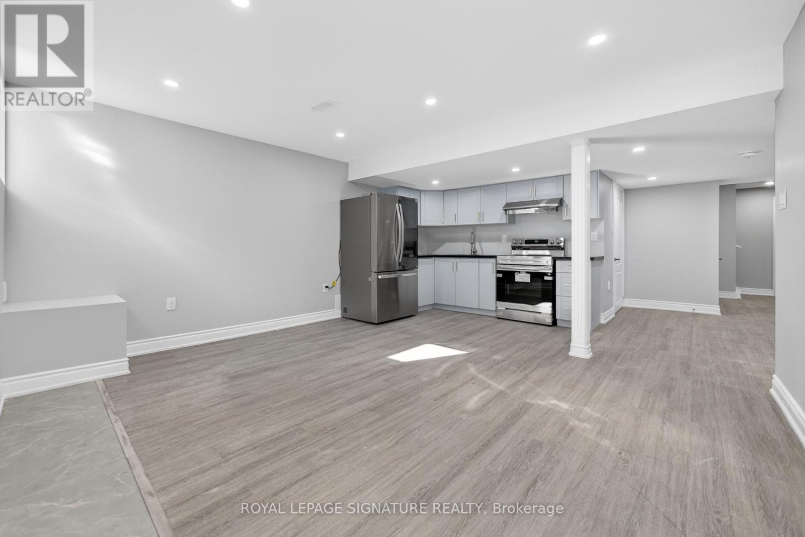 533 Yates Drive, Milton, Ontario  L9T 6Z3 - Photo 5 - W12991206