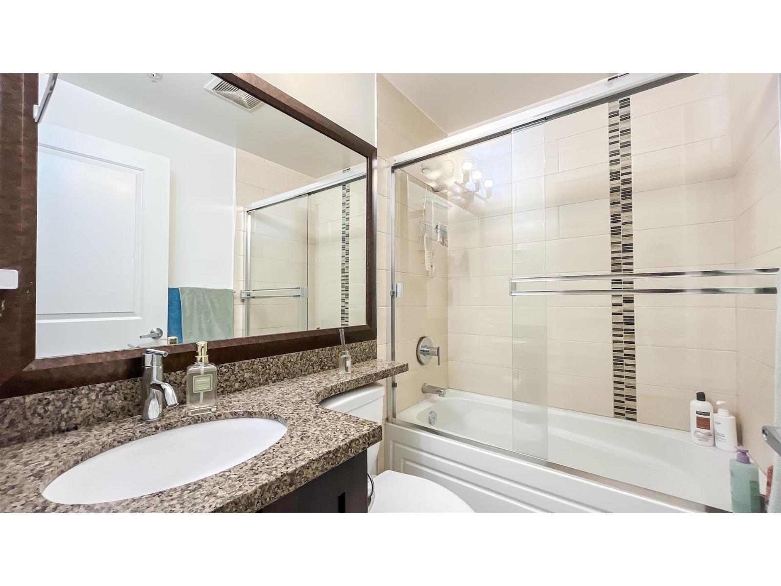 301 13897 Fraser Highway, Surrey, British Columbia  V3T 0G8 - Photo 10 - R3110795