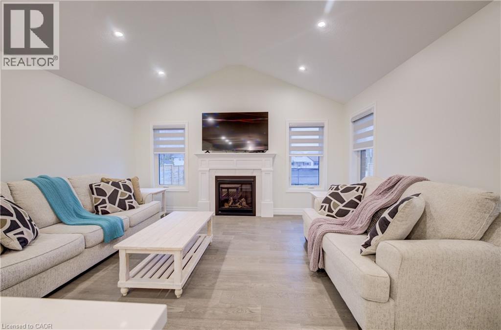 4 Livingston Drive, Tillsonburg, Ontario  N4G 0J3 - Photo 18 - 40820114