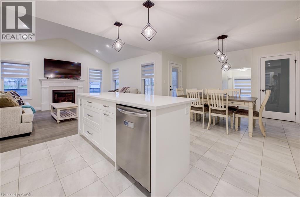 4 Livingston Drive, Tillsonburg, Ontario  N4G 0J3 - Photo 9 - 40820114