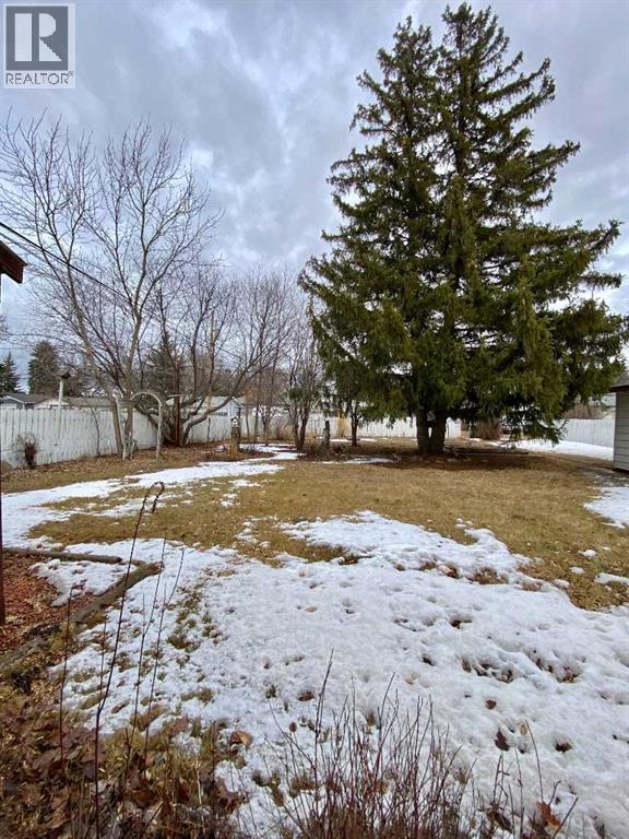 4709 46 Street, Camrose, Alberta  T4V 1G5 - Photo 2 - A2298237