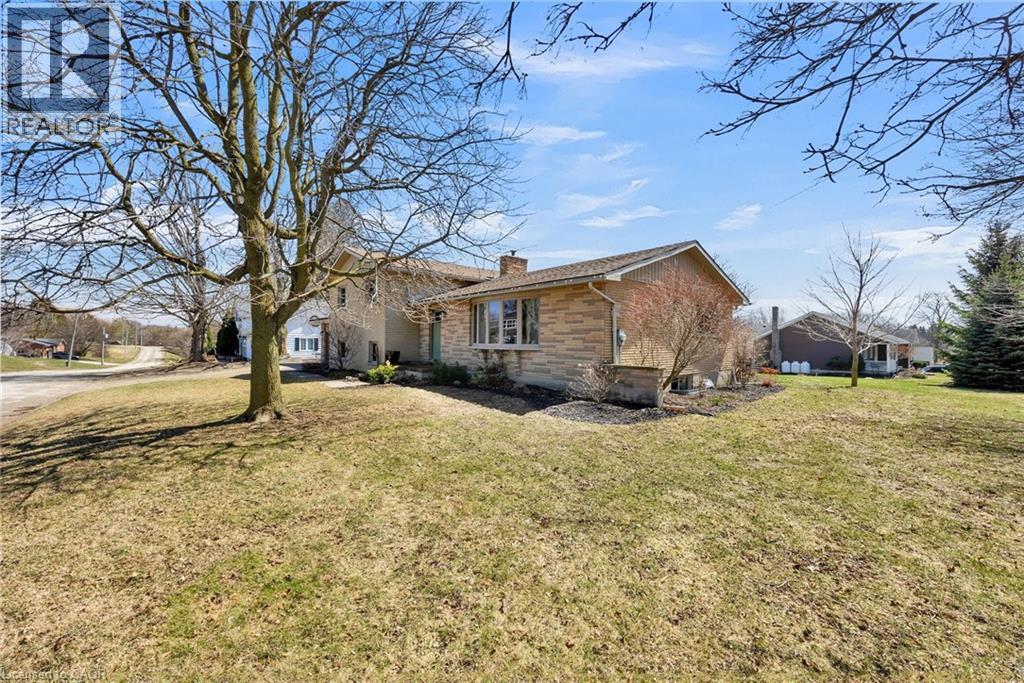 2020 William Street, Gorrie, Ontario  N0G 1X0 - Photo 3 - 40820118