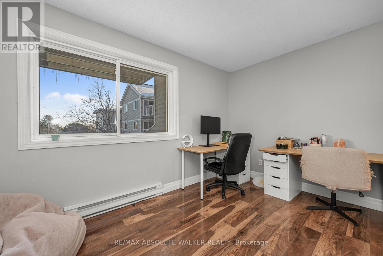 318 - 250 Brittany Drive, Ottawa, Ontario K1K 4M1 - Photo 14 - X12993542