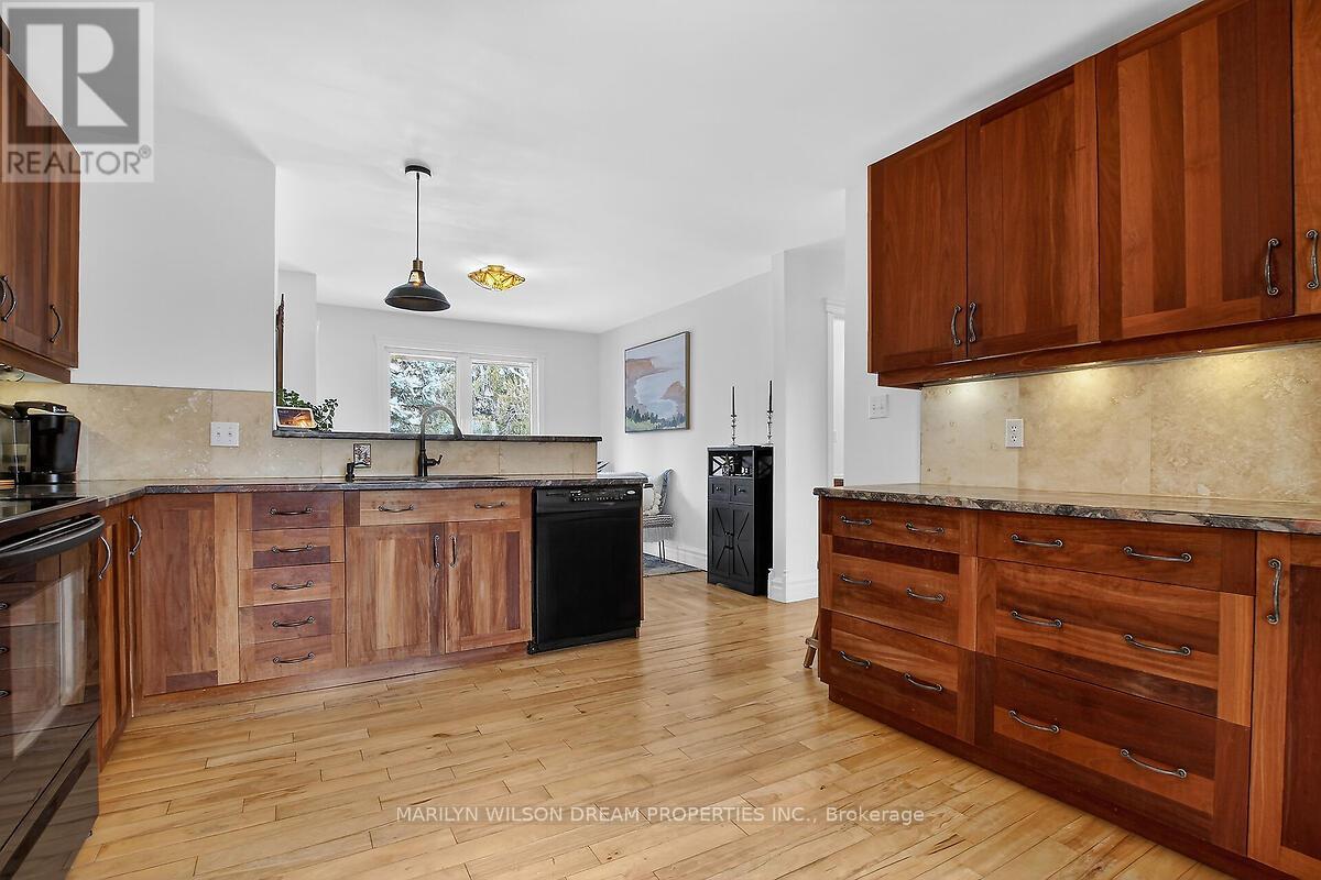 2105 Bangor Street, Ottawa, Ontario  K1G 2X6 - Photo 19 - X12993544